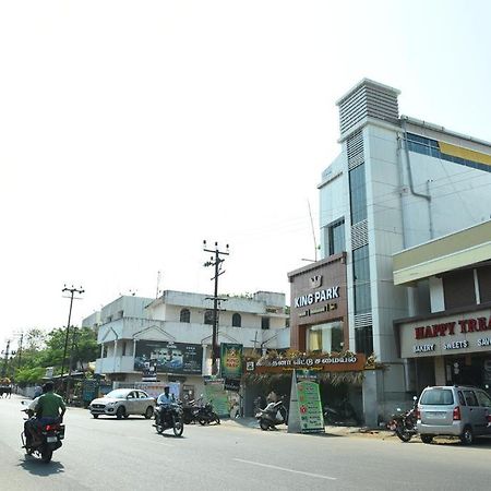 King Park Hotel Puducherry Buitenkant foto